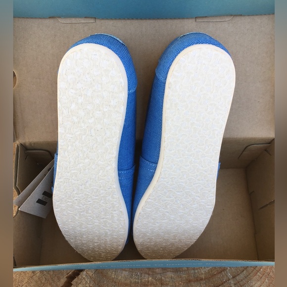 New shoes - Picture 4 of 5